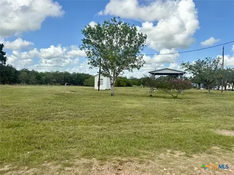 149 Pebble Dr, Victoria, TX 77905