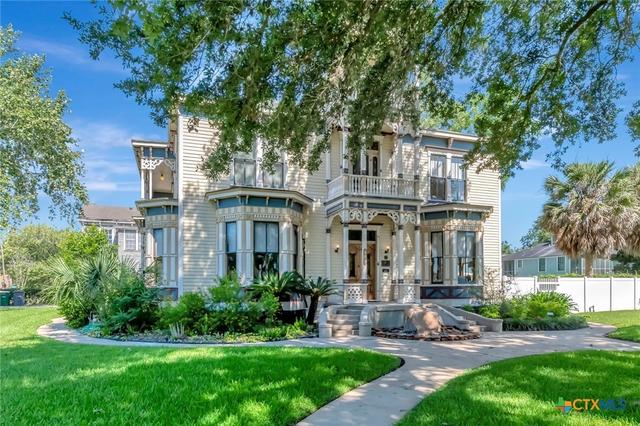 507 S De Leon St, Victoria, TX 77901