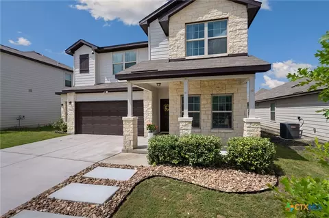 1044 Slight St, New Braunfels, TX 78130