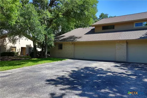 3901 Chisholm Trl #2, Salado, TX 76571