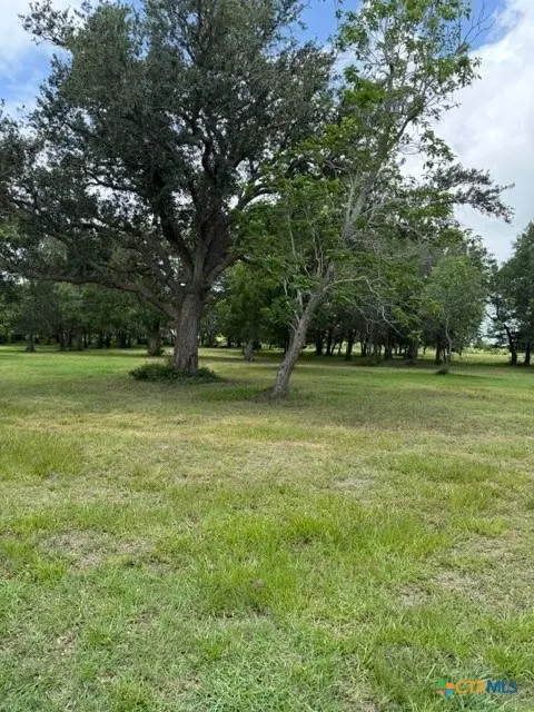 19313 State Highway 172, La Ward, TX 77970