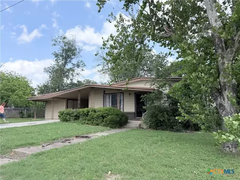 316 S Bouldin St, Hamilton, TX 76531