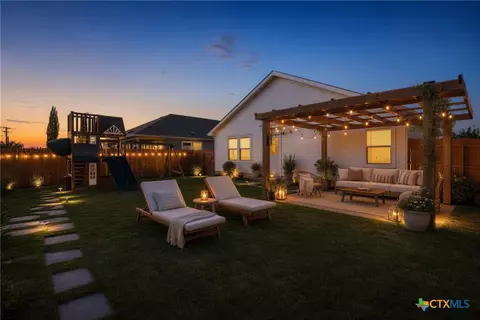 542 Summersweet Rd, New Braunfels, TX 78130
