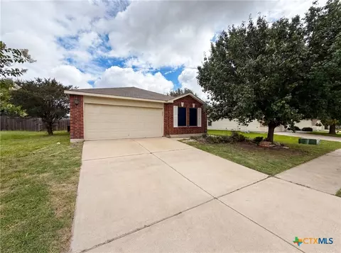 413 E Vega Ln, Killeen, TX 76542