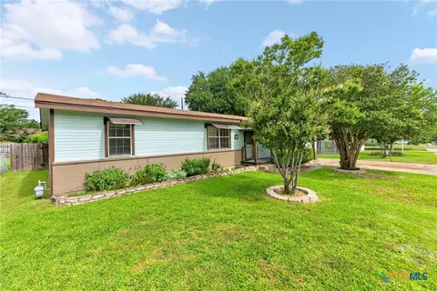 2112 Liberty St, Copperas Cove, TX 76522