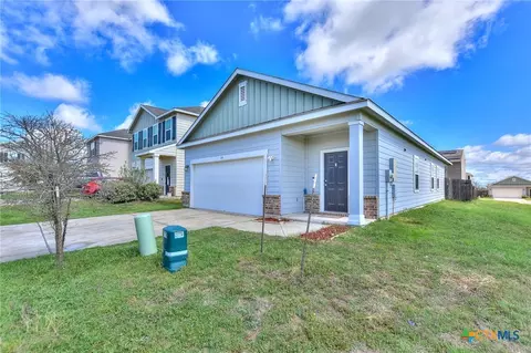 109 Helios Dr, Jarrell, TX 76537
