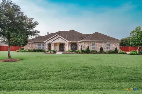 108 Ontario St, Victoria, TX 77905