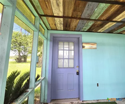 Exterior - 503 E Dallas Ave, Seadrift, TX 77983 photo 4 of 5