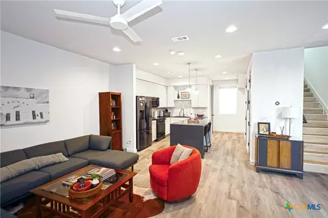 1208 N Academy Ave #3207, New Braunfels, TX 78130