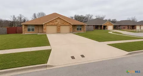 1900 Elms Run Ct, Killeen, TX 76542