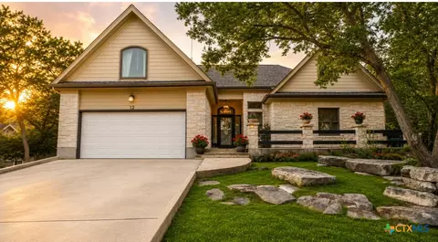 12 Springwood Cir, Wimberley, TX 78676