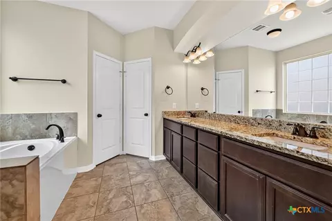 Entry Way - 7905 Northgate Loop, Temple, TX 76502 photo 5 of 5