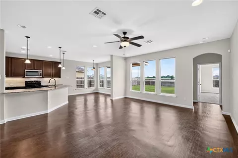 Living - 7905 Northgate Loop, Temple, TX 76502 photo 5 of 8
