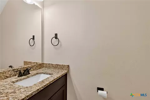 Bath - 7905 Northgate Loop, Temple, TX 76502 photo 2 of 2