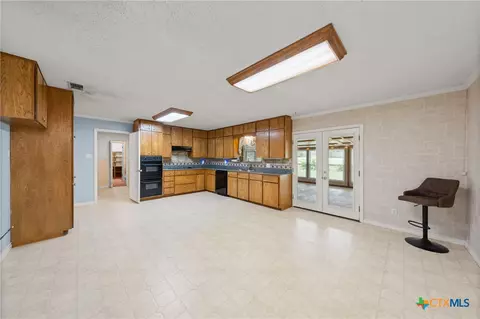 Kitchen - 6050 Epperson Rd, Temple, TX 76504 photo 1 of 5
