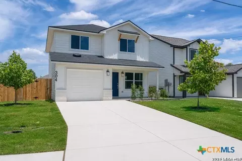304 W Martindale, Seguin, TX 78155