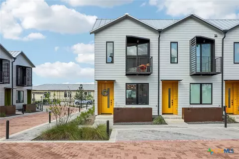 103 Lively Ln #A, San Marcos, TX 78666