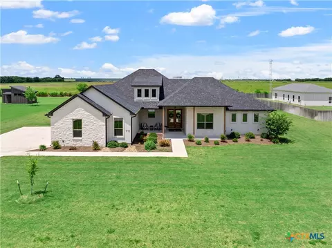Exterior - 8152 Evenfall Ln, Temple, TX 76501 photo 5 of 6