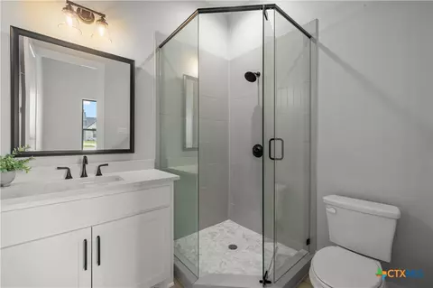 Bath - 8152 Evenfall Ln, Temple, TX 76501 photo 6 of 7