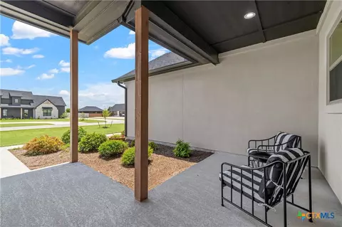 Exterior - 8152 Evenfall Ln, Temple, TX 76501 photo 2 of 6