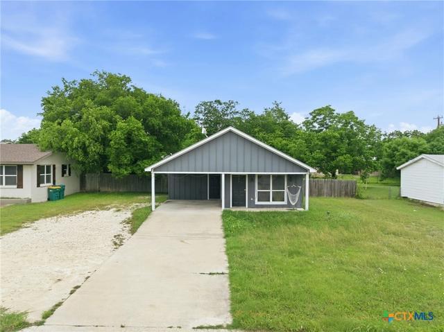 1309 W Main St, Gatesville, TX 76528