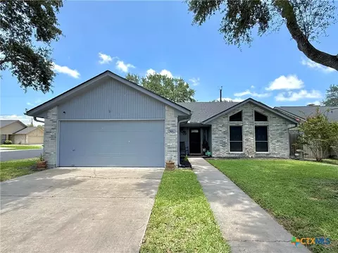 901 Taos Dr, Victoria, TX 77904