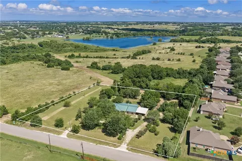 440 Williams Rd, Lorena, TX 76655 photo 2