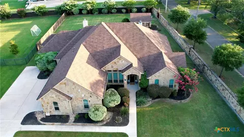 407 Creekside Dr, Salado, TX 76571