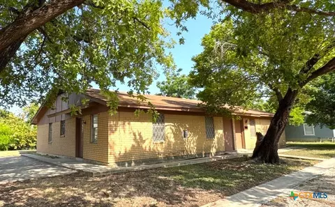 211 Hold St, Killeen, TX 76541