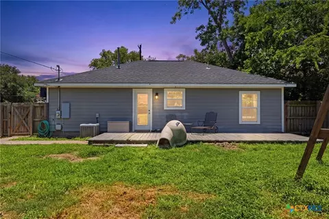 554 W Austin St, Luling, TX 78648 photo 36