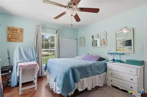 554 W Austin St, Luling, TX 78648 photo 24
