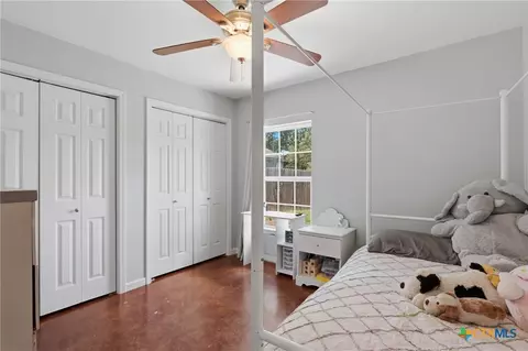 554 W Austin St, Luling, TX 78648 photo 31