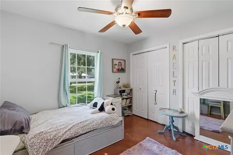 554 W Austin St, Luling, TX 78648 photo 27