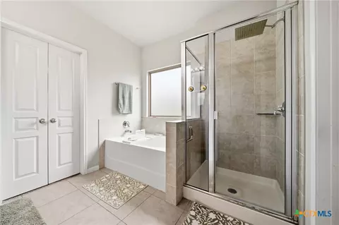 Bath - 5612 Markham Dr, Temple, TX 76502 photo 2 of 3