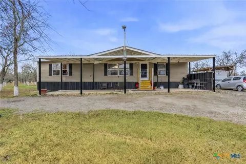 1278 Fm 812, Cedar Creek, TX 78612