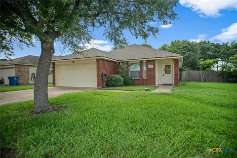 314 Rouen Dr, Port Lavaca, TX 77979