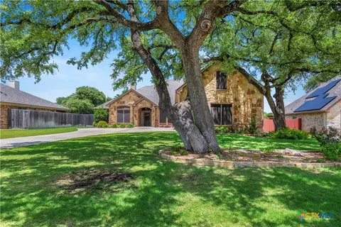 1766 Lacy Ridge Dr, Belton, TX 76513
