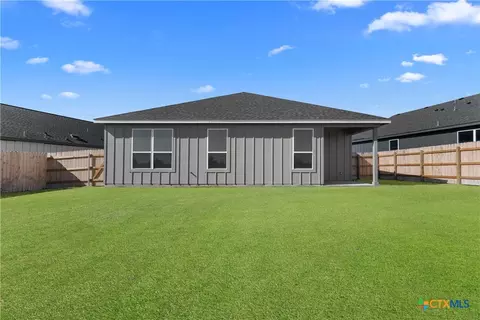409 Mustang Loop, Nolanville, TX 76559 photo 3