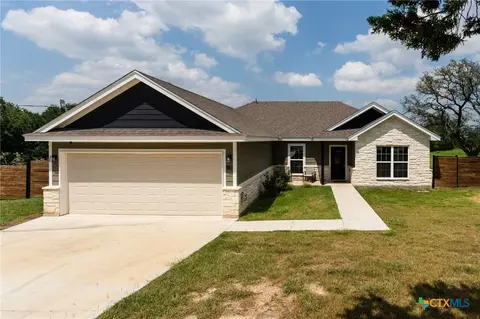 1110 County Road 1045, Lampasas, TX 76550