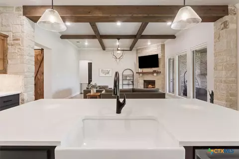 5017 Bella Charca Pkwy, Nolanville, TX 76559