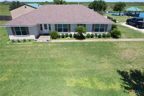 446 Gibb Blvd, Seadrift, TX 77983