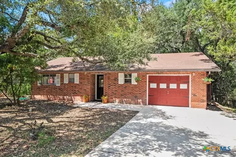 3067 Lakeview Dr, Canyon Lake, TX 78133