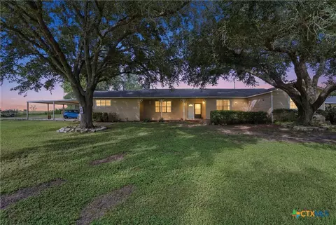 154 County Road 321, Yoakum, TX 77995