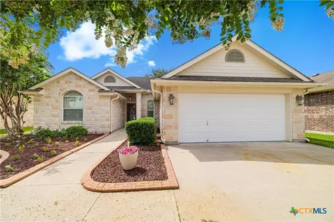 308 Green Gable Dr, Victoria, TX 77904