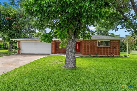 2417 Robin Rd, Temple, TX 76502