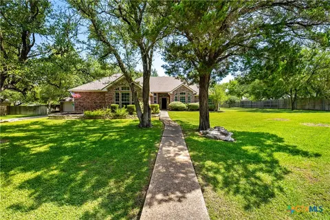 4 Holly Xing, Belton, TX 76513