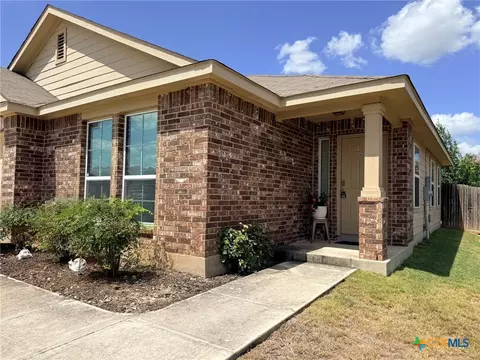 1024 Clarkston Dr, Seguin, TX 78155