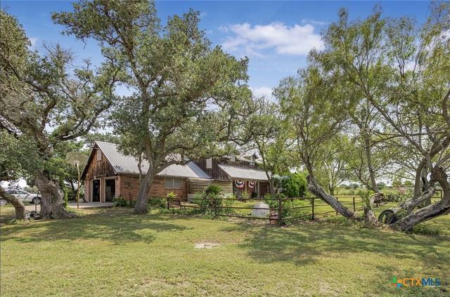 267 Center School Rd, Yoakum, TX 77995