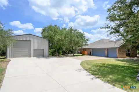 299 White Oak Dr, Killeen, TX 76549