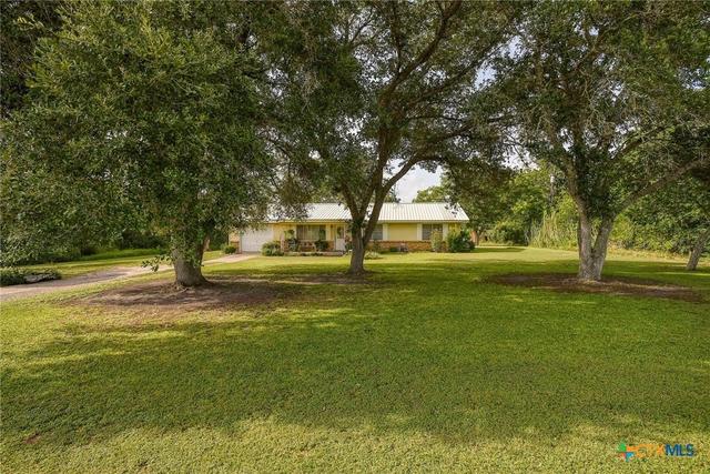 2179 Us Highway 90a, Shiner, TX 77984